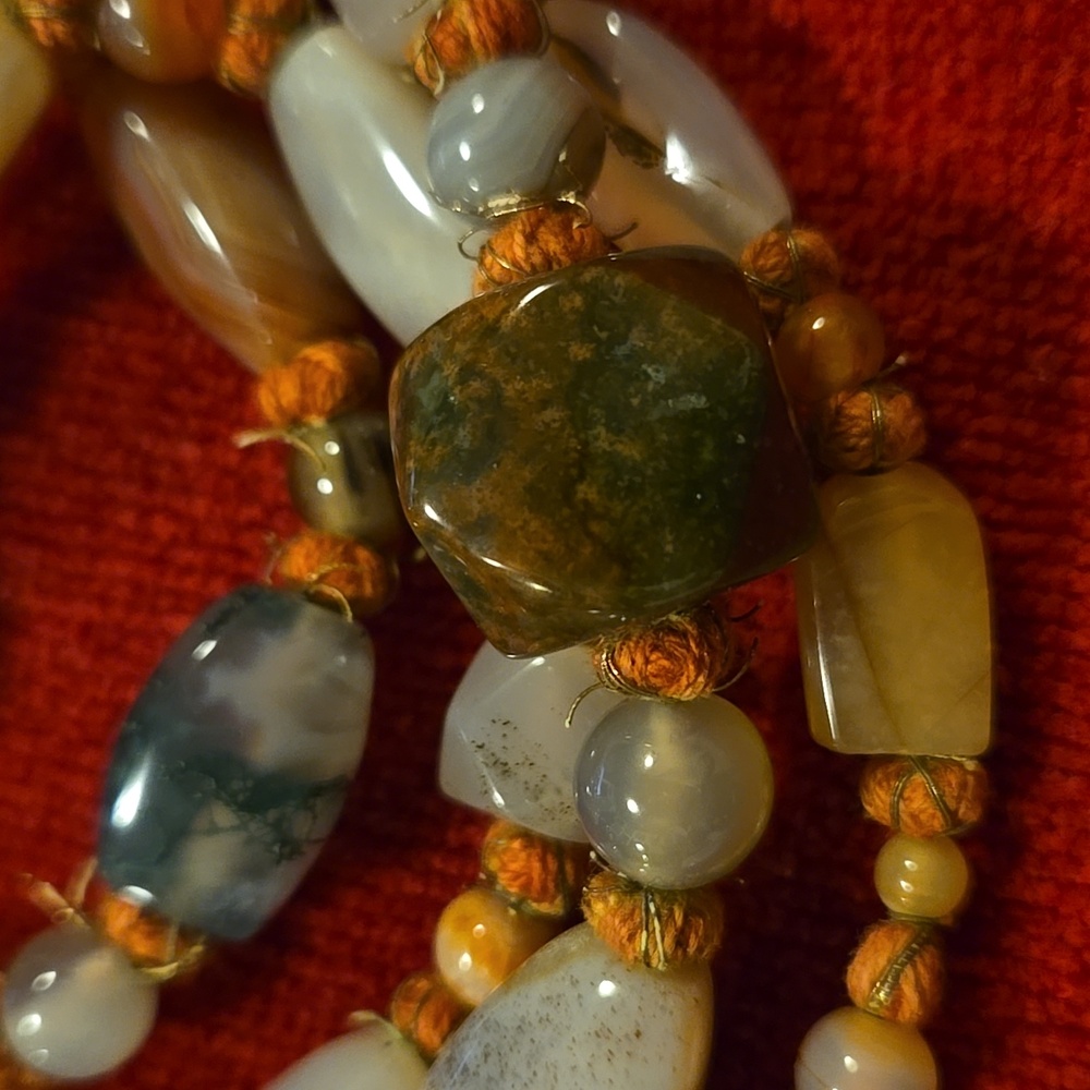 Vintage Beggar Bead Necklace - Picture 2 of 4